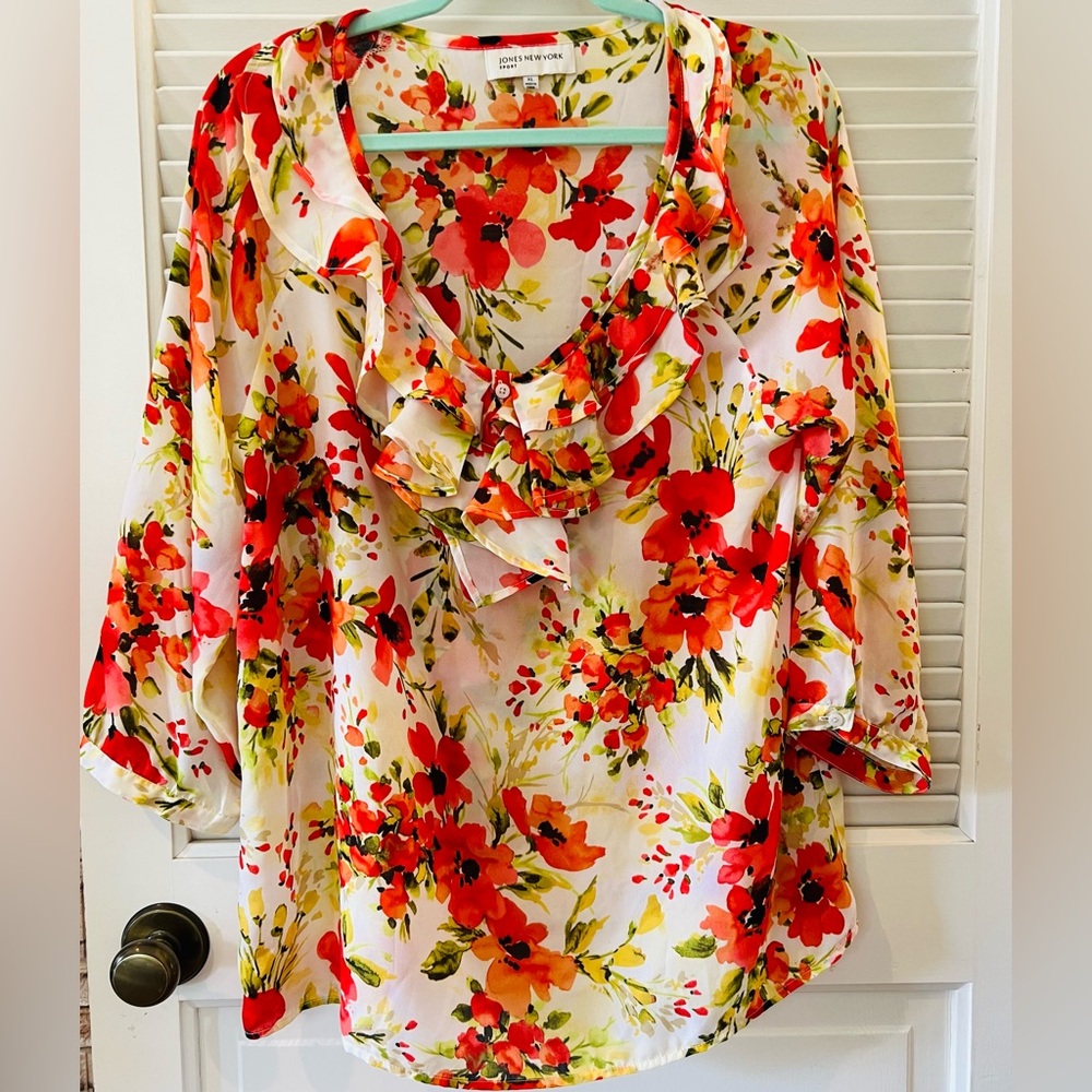 Women’s Jones New York summer Floral Ruffle Blouse - Coral and Green. Size XL.